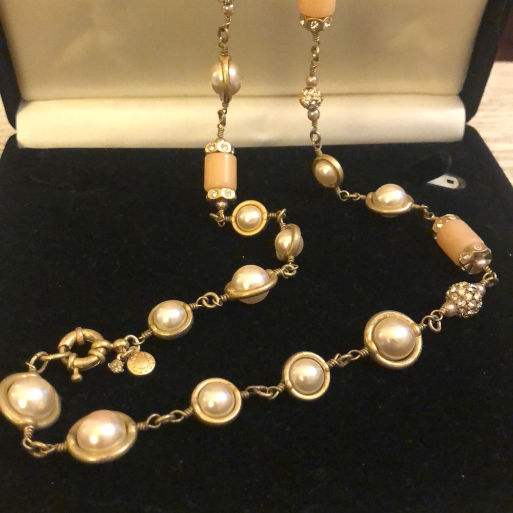 Gorgeous JCREW Pearl, CZ and coral stone necklace